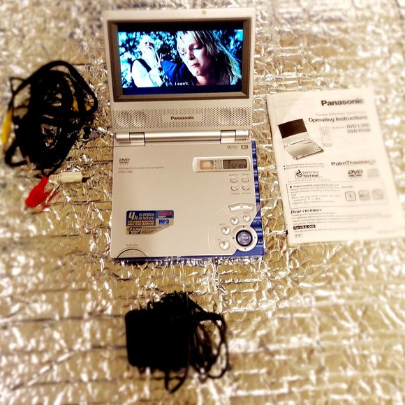 NUC Vintage Panasonic DVD-LV60 5.8" Screen Portable DVD Player with leather case - Picture 9 of 15